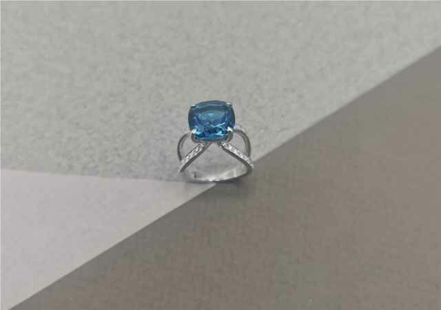 K-Créations - Or blanc 18 cts